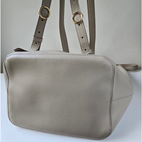 Cuyana 13" Pebbled Leather Stone Beige Laptop Backpack Work Travel - Picture 14 of 15